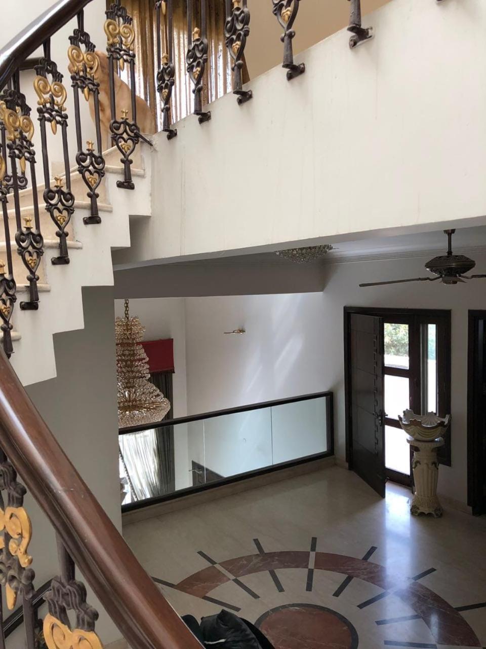 グルガウン Urban Key House Bed & Breakfast エクステリア 写真