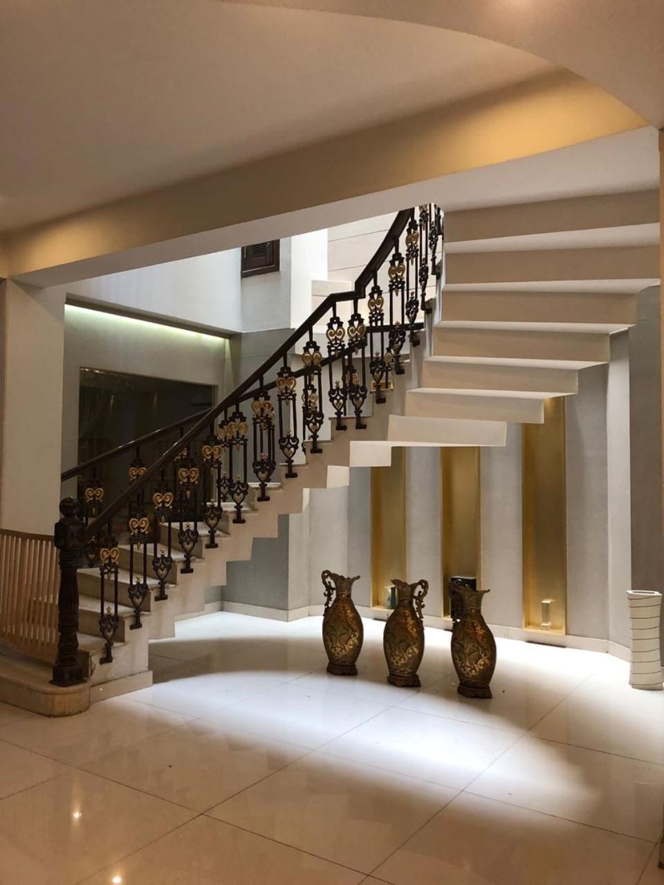 グルガウン Urban Key House Bed & Breakfast エクステリア 写真